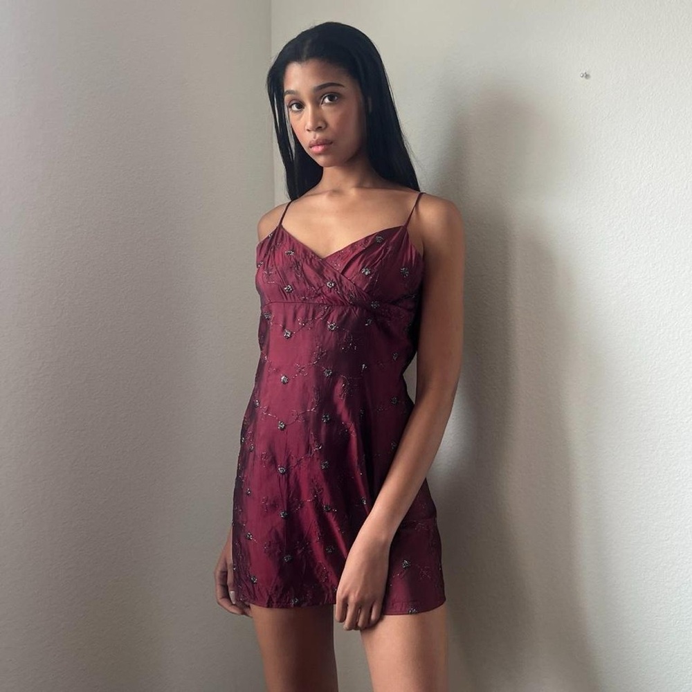 90s embroidered floral burgundy mini dress